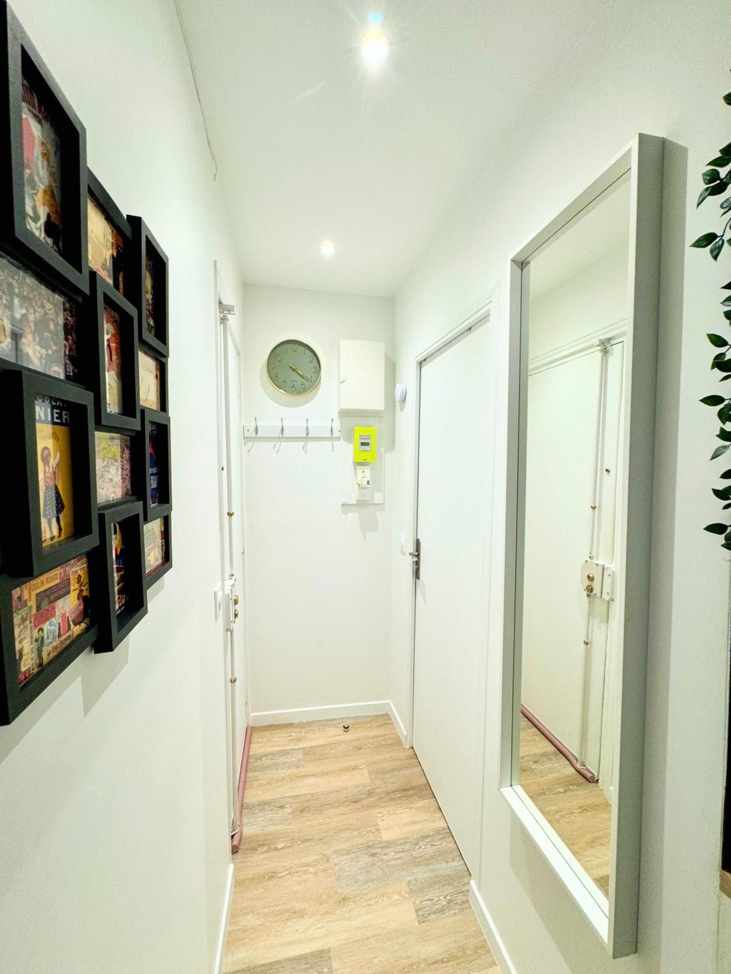 Amelie Poulain Studio In Heart Of Montmartre ปารีส ภายนอก รูปภาพ